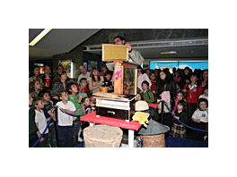 Bees, candles and honey in the Bee Movie launching