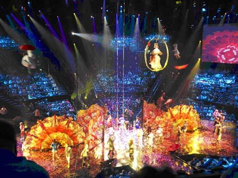 Nussli en el espectáculo del Cirque du Soleil