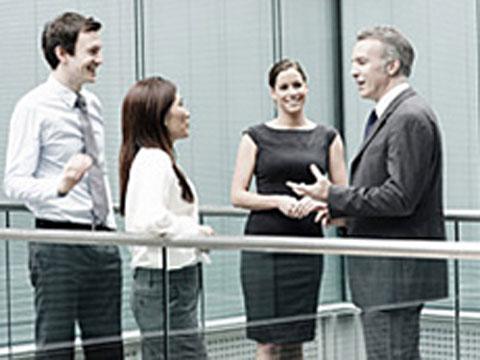 MPI debate sobre farmaindustria