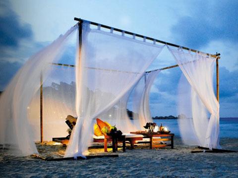 Los daneses desembarcan en España