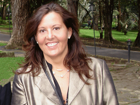 Anna de Lera se incorpora a apple tree Communications