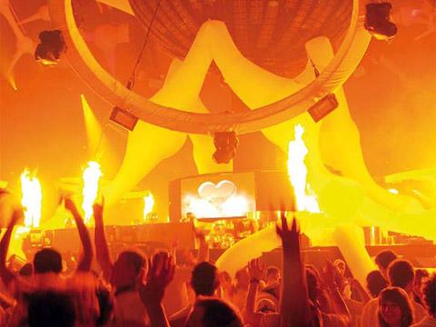 Awa se fusiona con Ikebana