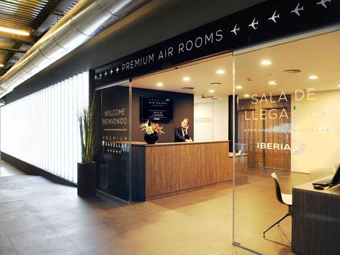 Barajas estrena hotel en la terminal