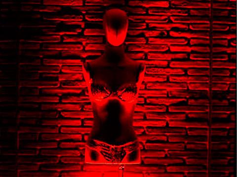 Alma Bloom abre Intimate Club, su nuevo espacio para eventos