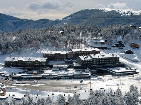 Reuniones y teambuildings en la nieve: se lanza el Club Elements La Molina