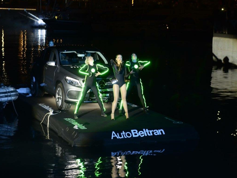 Mercedes-Benz GLC, un evento que sale del agua