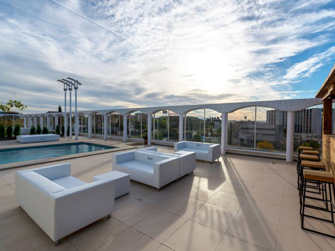 Attic Studio, un enorme ático de dos plantas para eventos