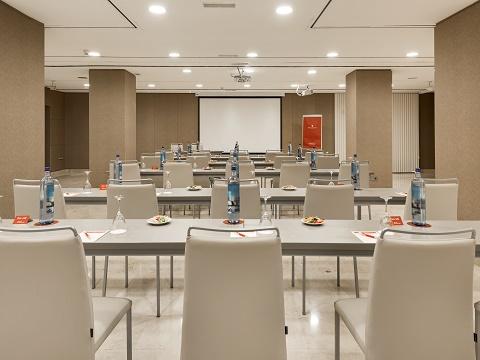 NH Sanvy reabre como NH Collection Colón