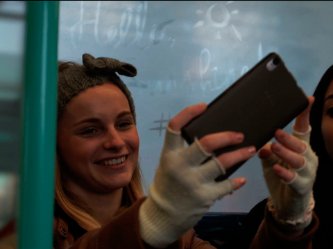 Canarias y DEC BBDO consiguen emocionar en el metro de Londres