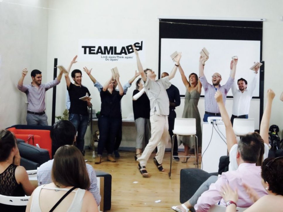 Juegacetamol, dinámicas de grupo encapsuladas