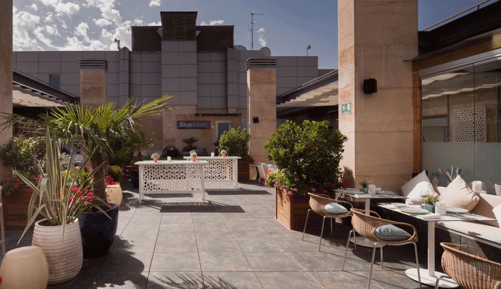 Rafaelhoteles Madrid Norte estrena terraza de verano
