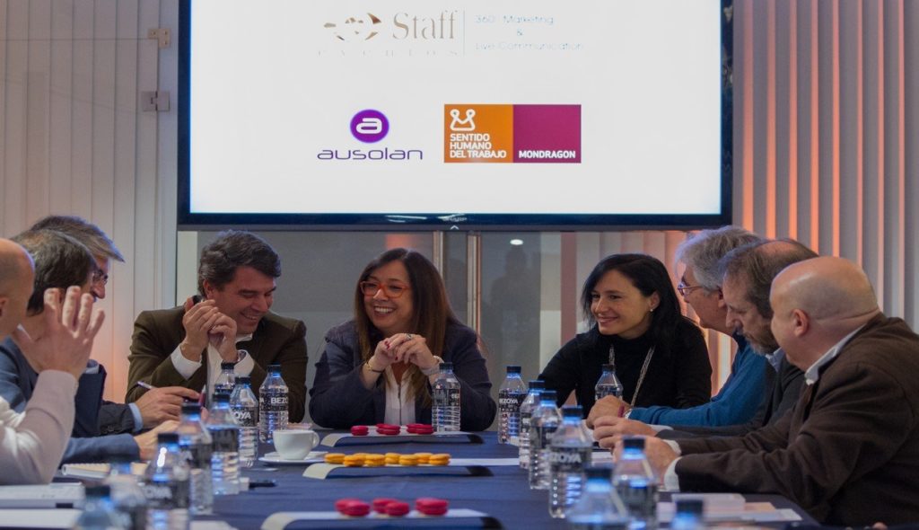 Mondragón compra Staff Eventos