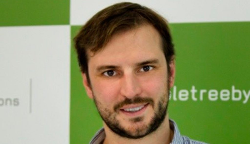 apple tree communications promociona a Alejandro Domínguez Bescansa como nuevo director de desarro