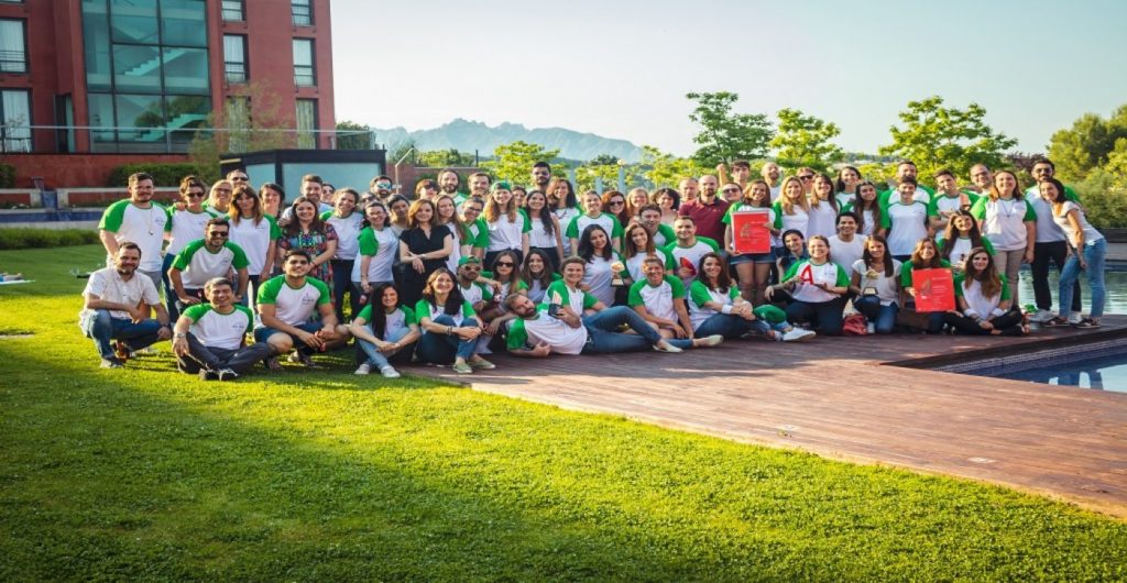 apple tree pega el estirón con 18 nuevas incorporaciones