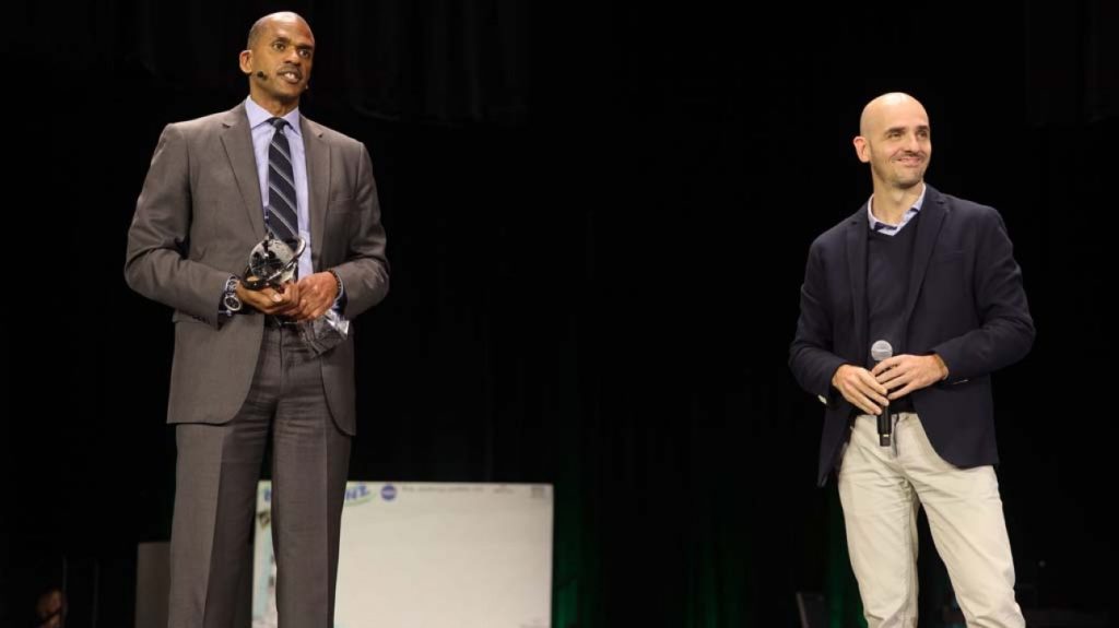 Spanish pride! Oscar Cerezales receives PCMA’s 2019 Chairman’s Award