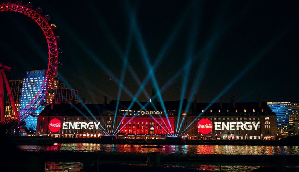 Coca-Cola Energy electriza a cientos de personas en dos ciudades a la vez