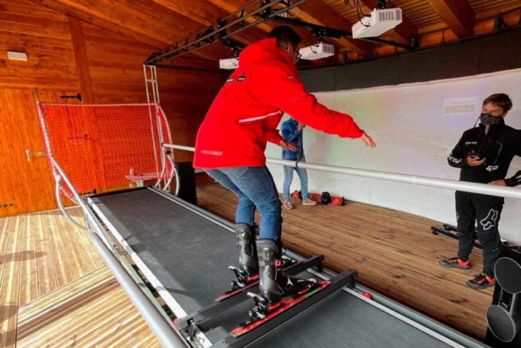 ¿Te atreves a esquiar en un evento? El nuevo simulador de esquí permite esta experiencia