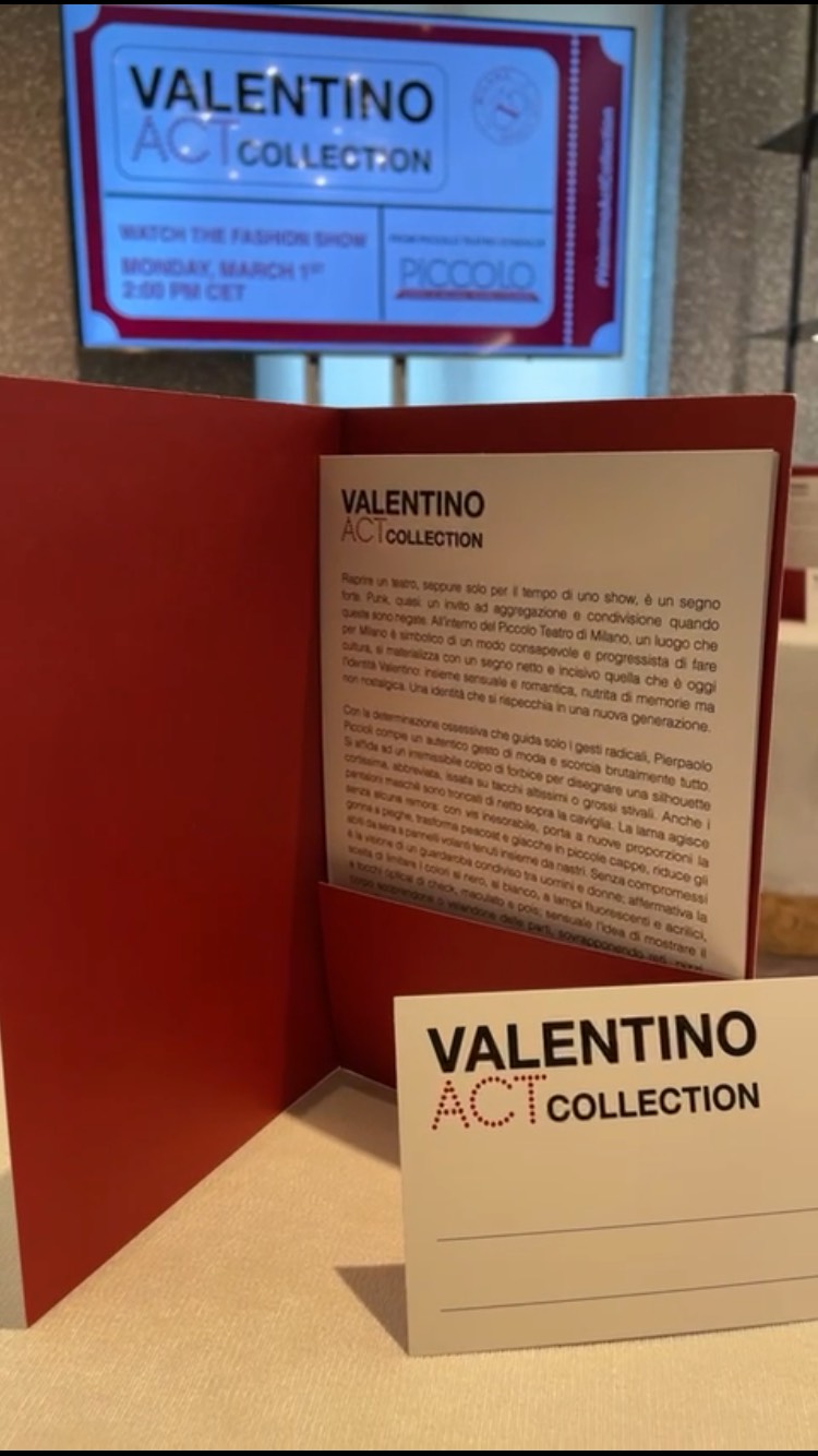 Valentino su desfile en desde su boutique BCN - eventoplus.com