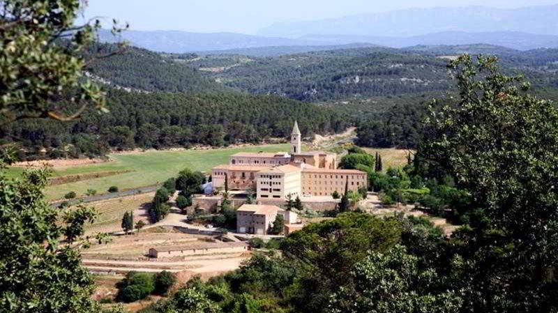 Monastir de les Avellanes