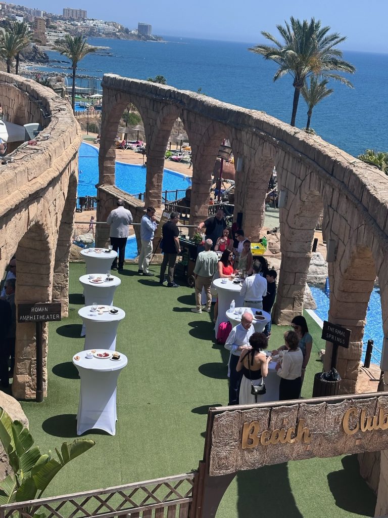 Foto de Holiday World Resort Benalmádena 5