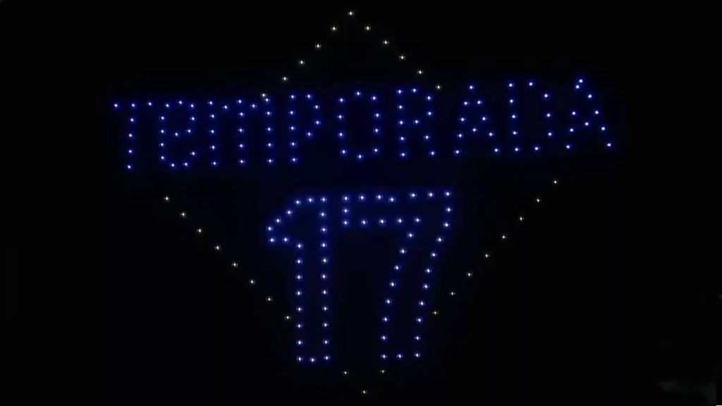 Foto de UMILES Drone Light Show 5