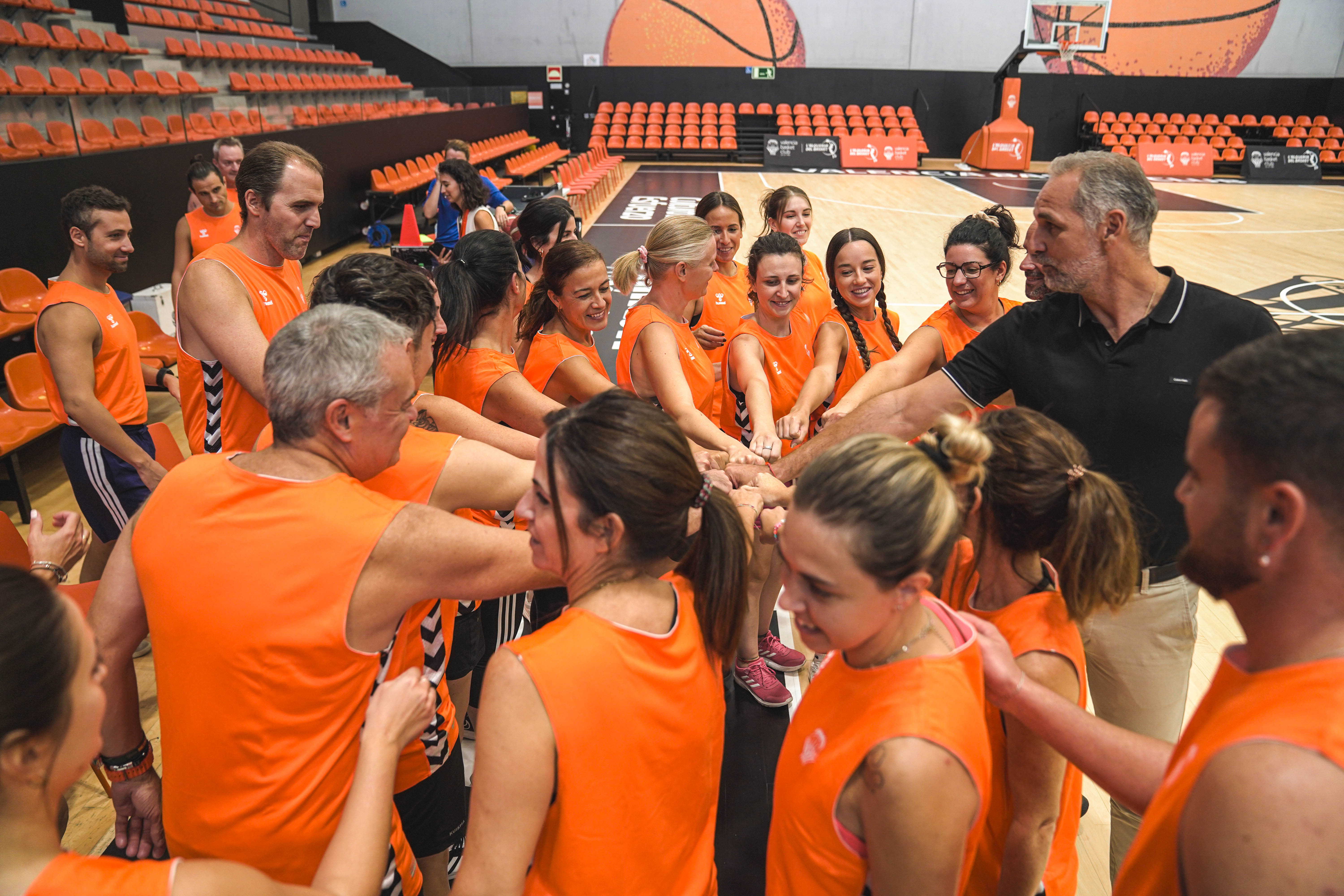 Imagen de TEAM BUILDING en L’Alqueria del Basket de Valencia