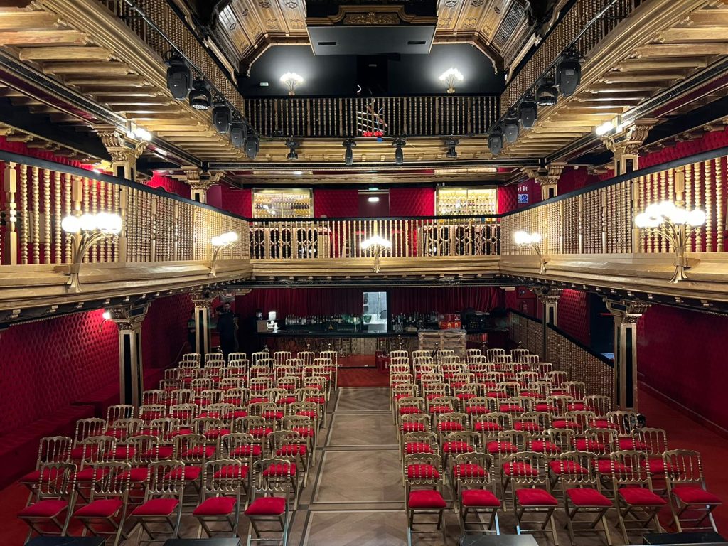 Photo of Teatro Magno 7