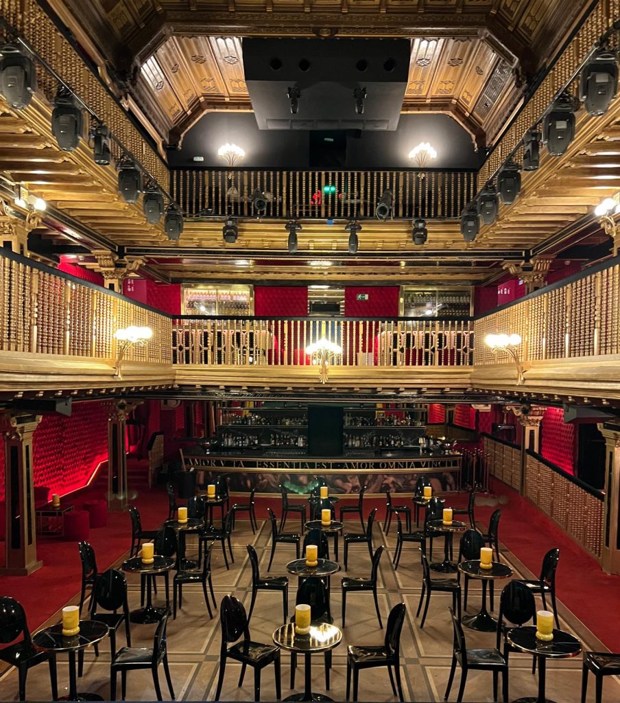 Photo of Teatro Magno 8