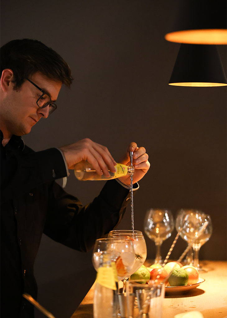 Photo of Gary Manrique 47