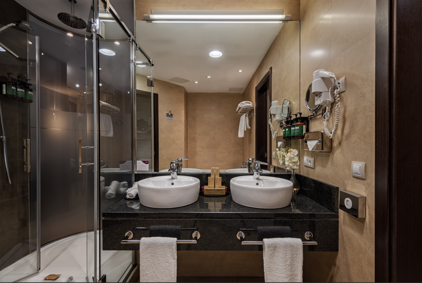 Photo of Hotel Crowne Plaza Madrid Airport 4* 9