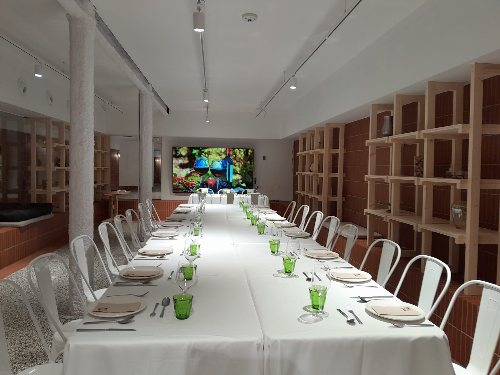 Foto de Mercado Escuela San Cristobal 2