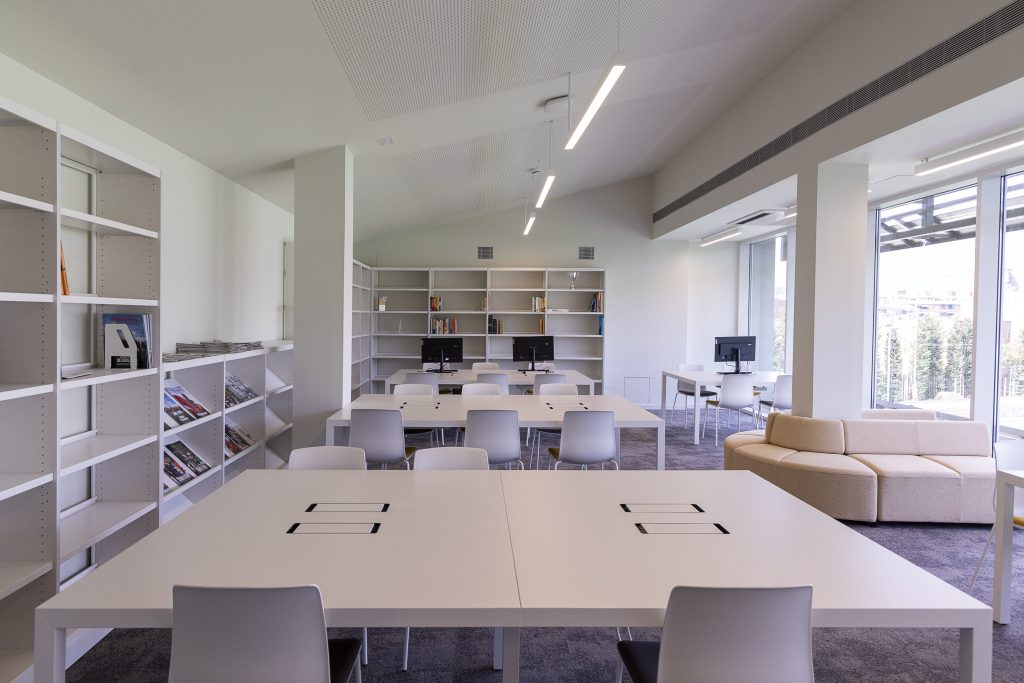 Foto de Ciutat Esportiva Damm 11