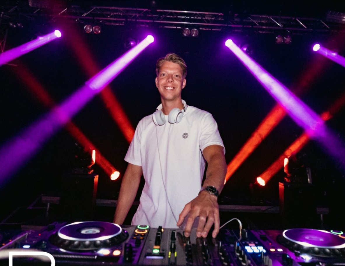 Photo of Romslo Entertainment 4