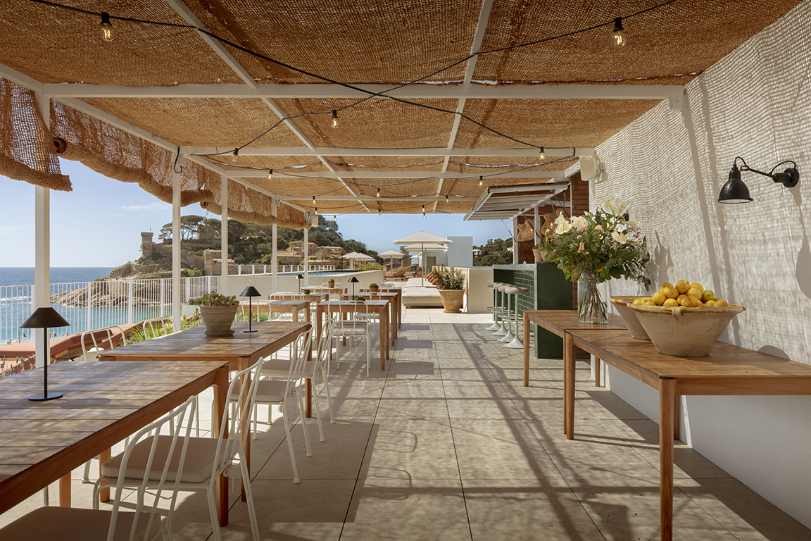 Photo of Elisabeth by the Sea 2