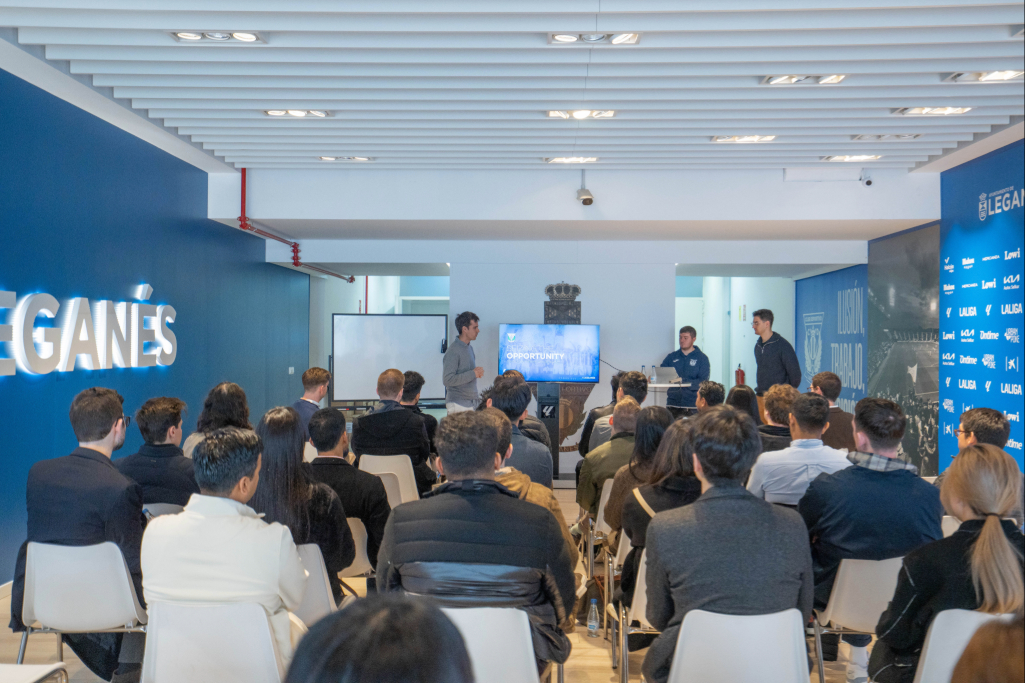 Foto de Estadio Ontime Butarque 3