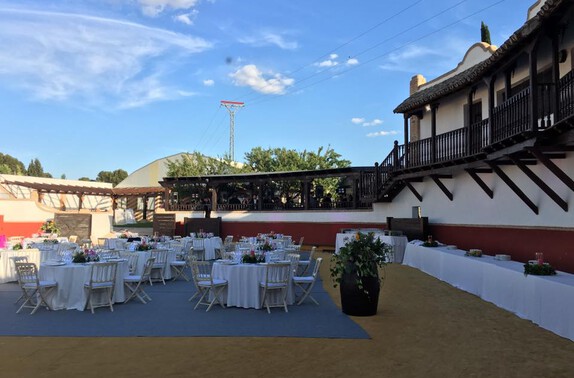 Photo of El Frontón de Feligrés 9