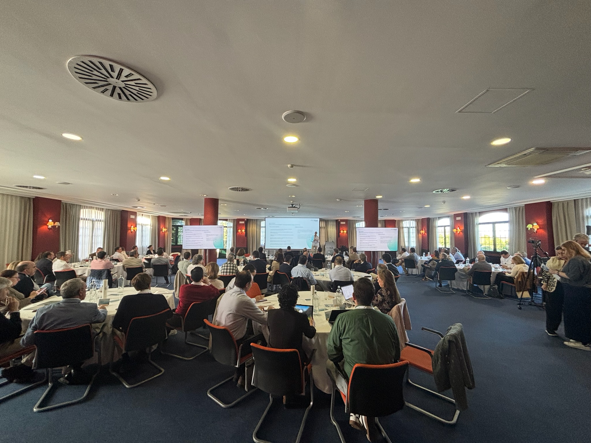 Photo of Euroforum Ávila 9