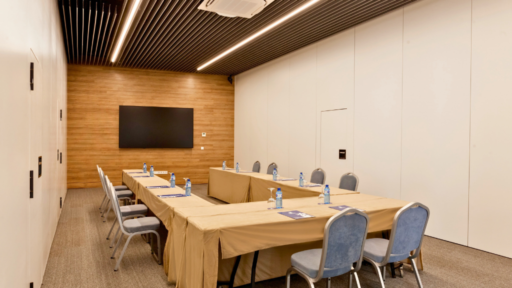 Photo of Hotel Ibersol Antemare 6