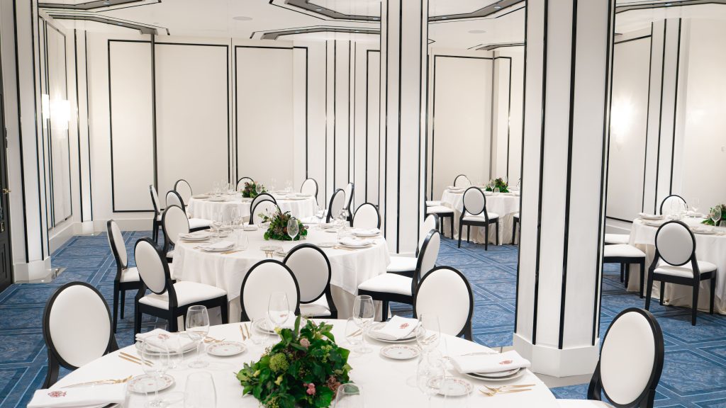 Photo of Gran Hotel Claridge Granada 3