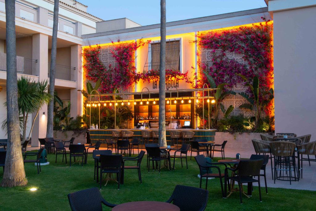 Foto de Valentín Sancti Petri Centro de Convenciones 11