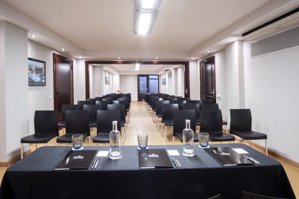 Foto de Evenia Olympic Resort  y Palacio de Congresos 7