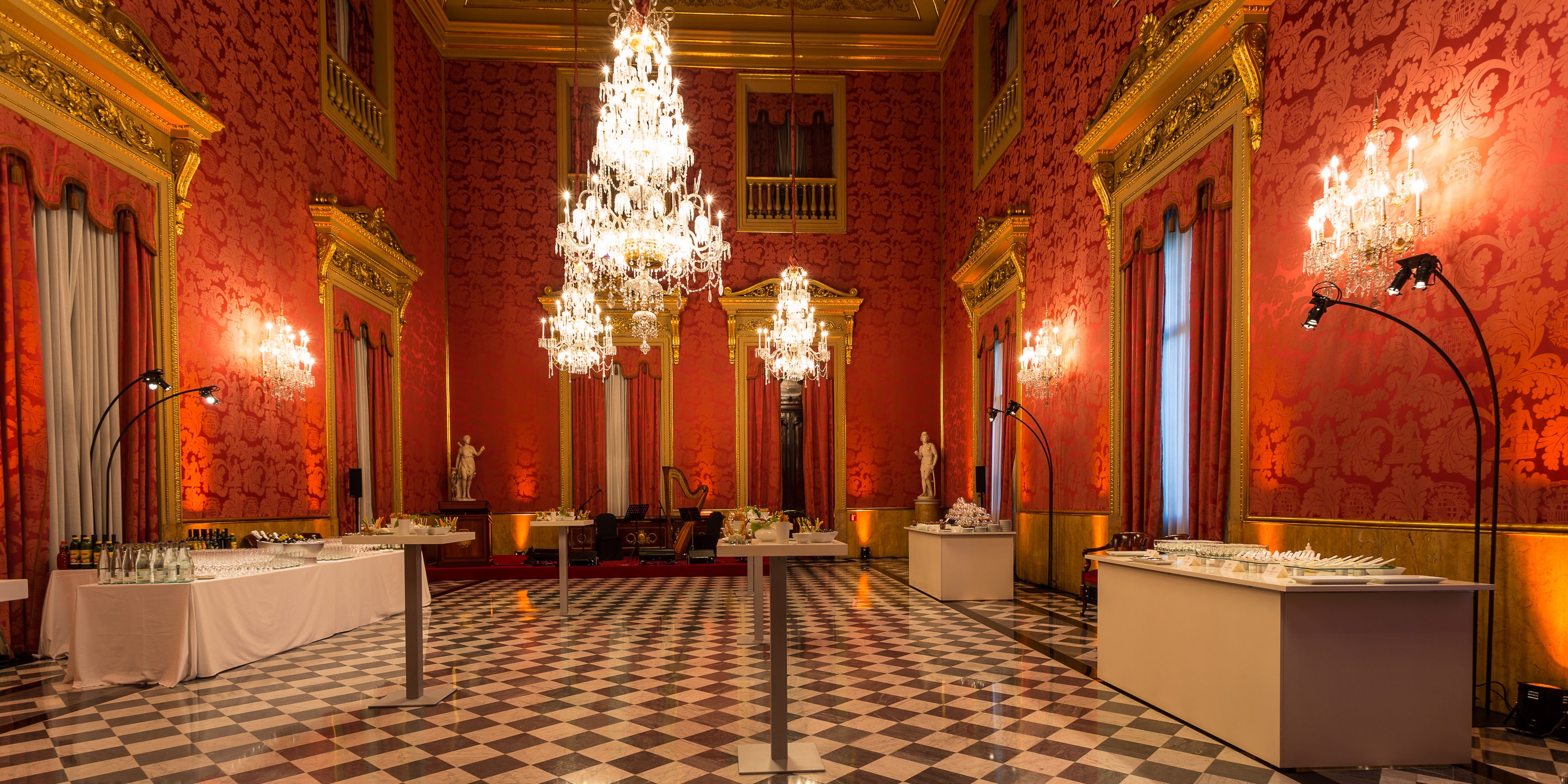 Photo of La Llotja de Mar 5