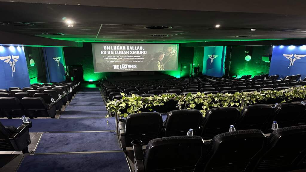 Photo of Callao City Lights/Cines Callao 25