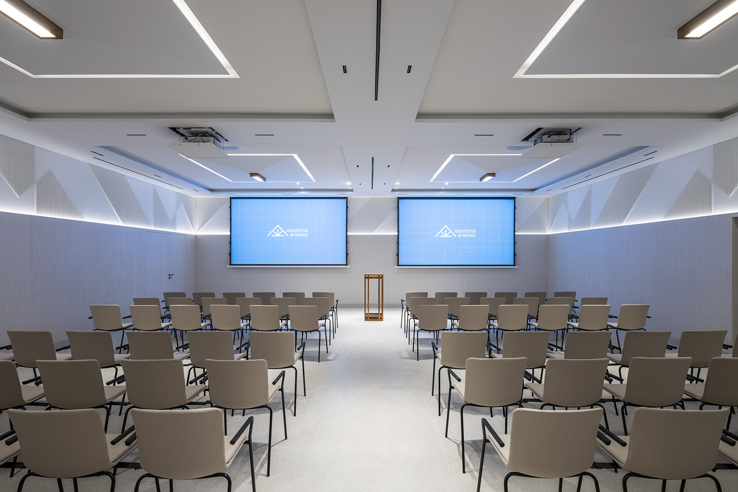 Photo of Colegio de Arquitectos Málaga 2