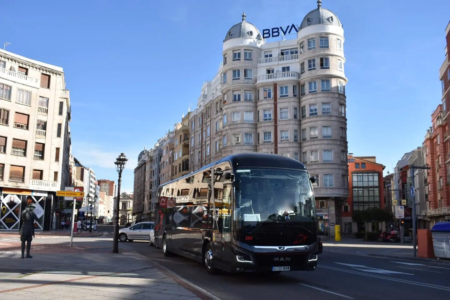 Photo of Elite Touring 4