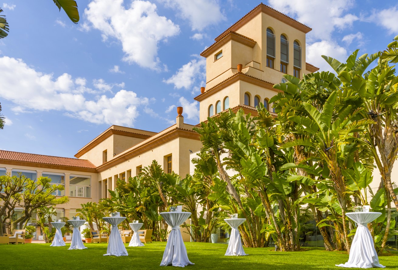 Photo of Le Meridien Ra Beach Hotel & Spa 5* 5